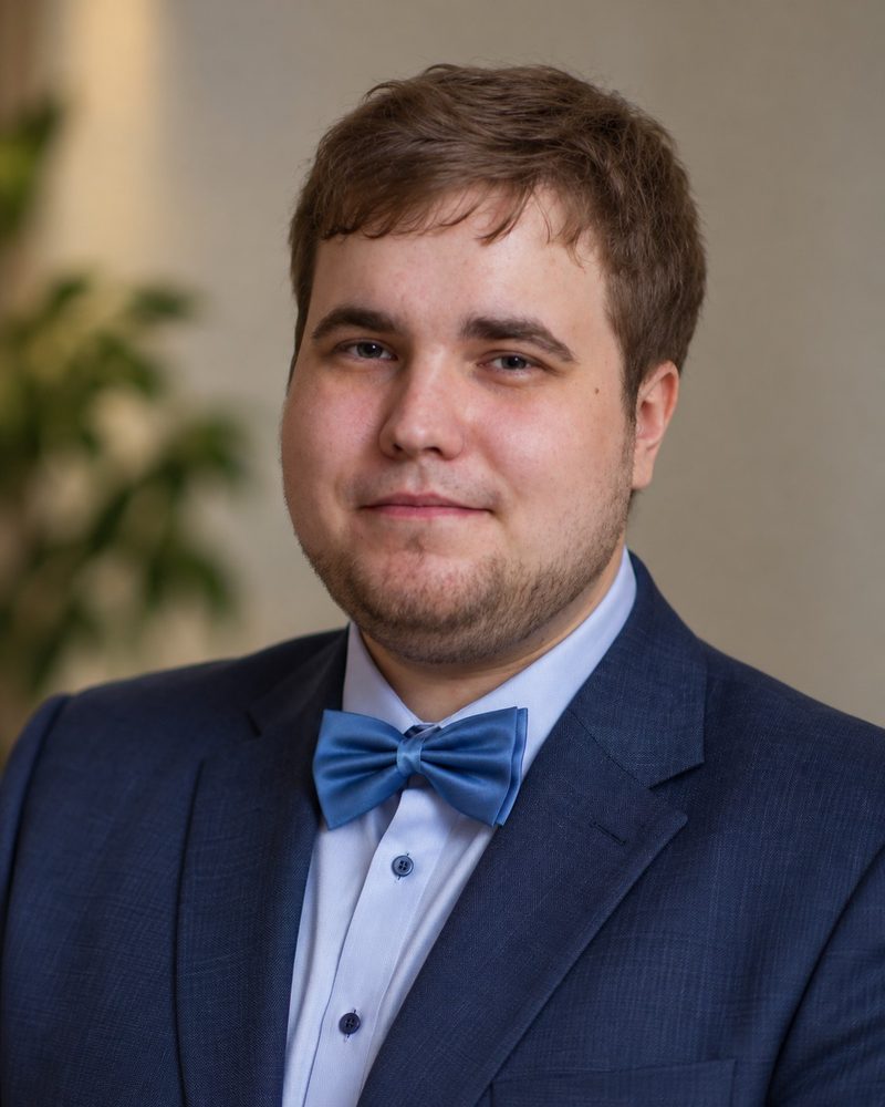 Александр Серёгин